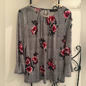 Ivanka Trump Floral Printed Long Sleeve Blouse - Medium